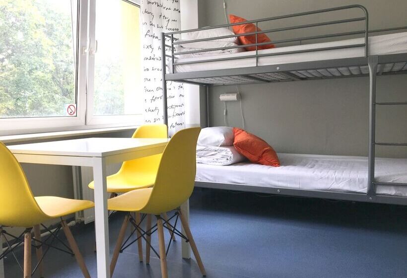 Кровать в Общей Комнате, Cloud Hostel