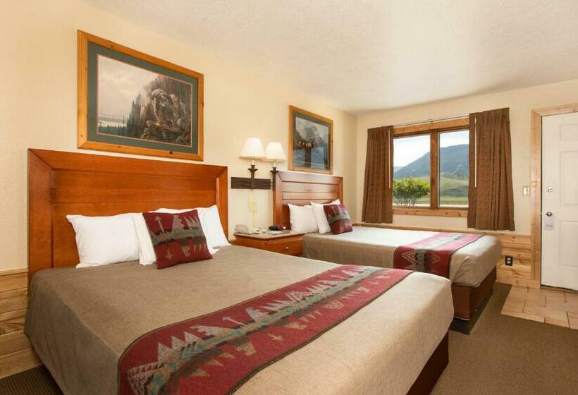 Quarto Estandar, Flat Creek Inn