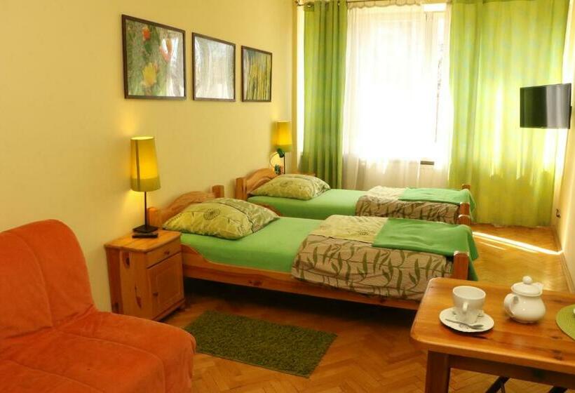 اتاق استاندارد سه نفره, Indalo Rooms