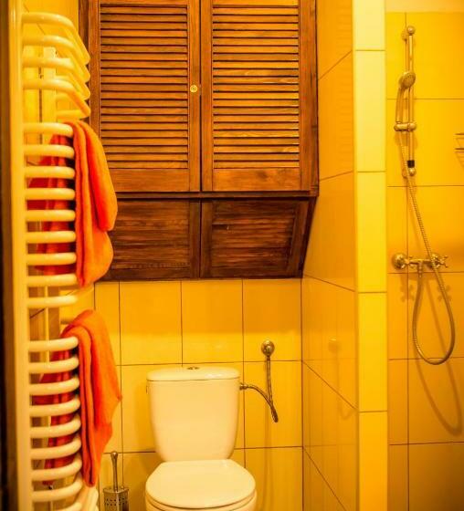 اتاق استاندارد سه نفره, Indalo Rooms