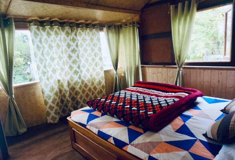 اتاق اکونومی, Wake In Himalayas