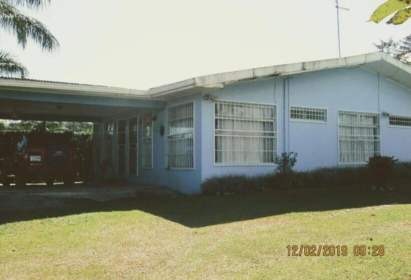 اتاق استاندارد یک نفره, Room In House   Habitacion Y Bano Independientes