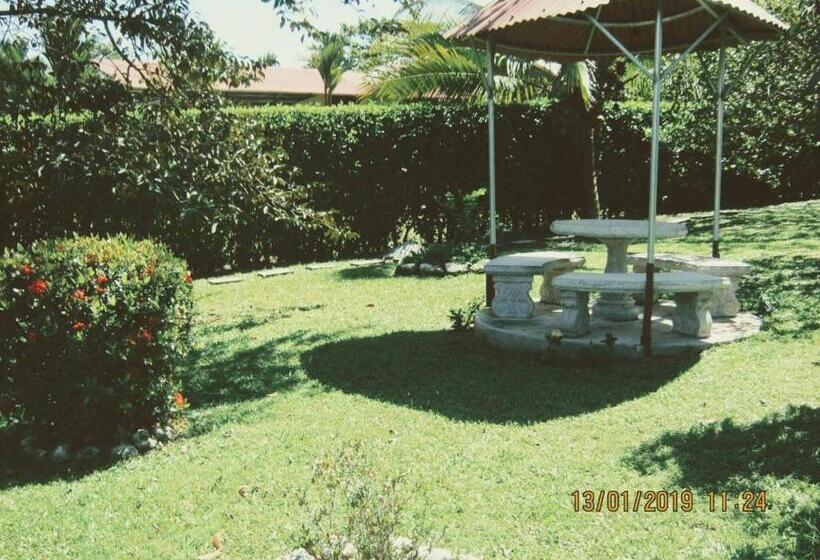 اتاق استاندارد یک نفره, Room In House   Habitacion Y Bano Independientes