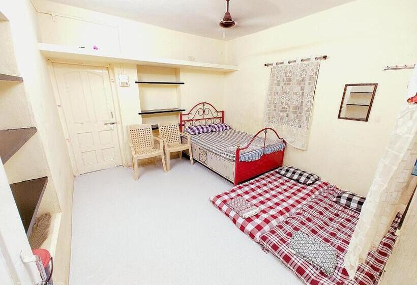 Стандартный Номер Кровать Кинг, Shriguru Guest House Akkalkot