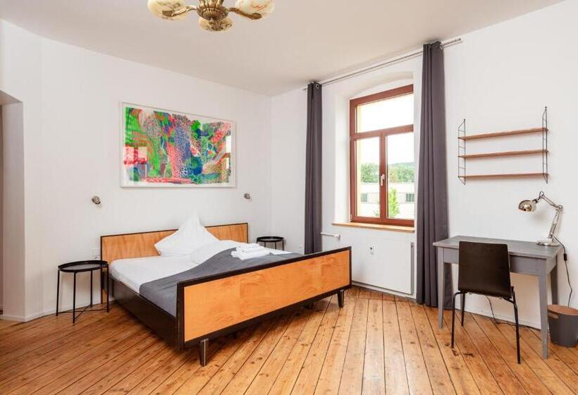 Номер Superior Кровать Кинг, Künstlerzimmer Im Kulturhaus Häselburg