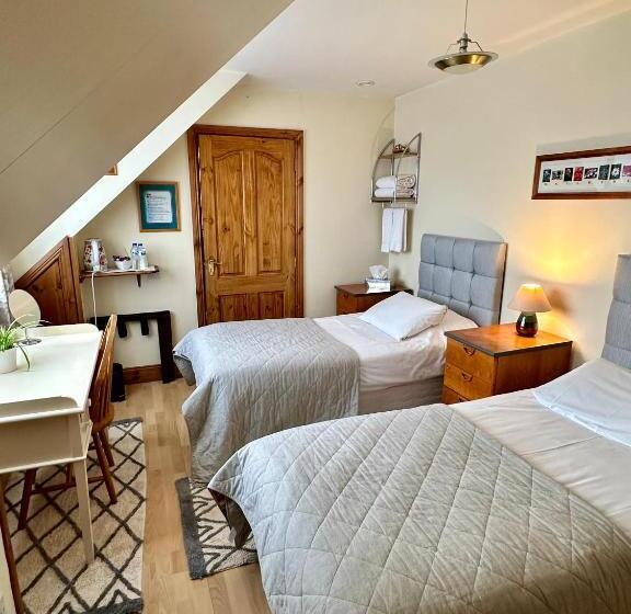 Номер Стандарт, Malahide Guest Rooms