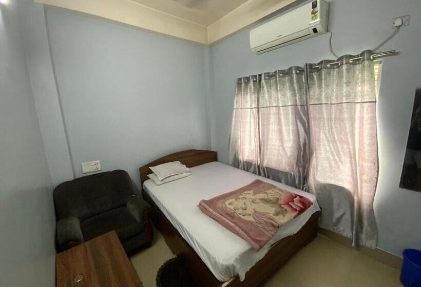 اتاق استاندارد, Om Guest House