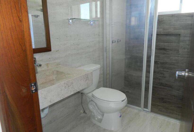 سوئیت با بالکن, Acl Suites