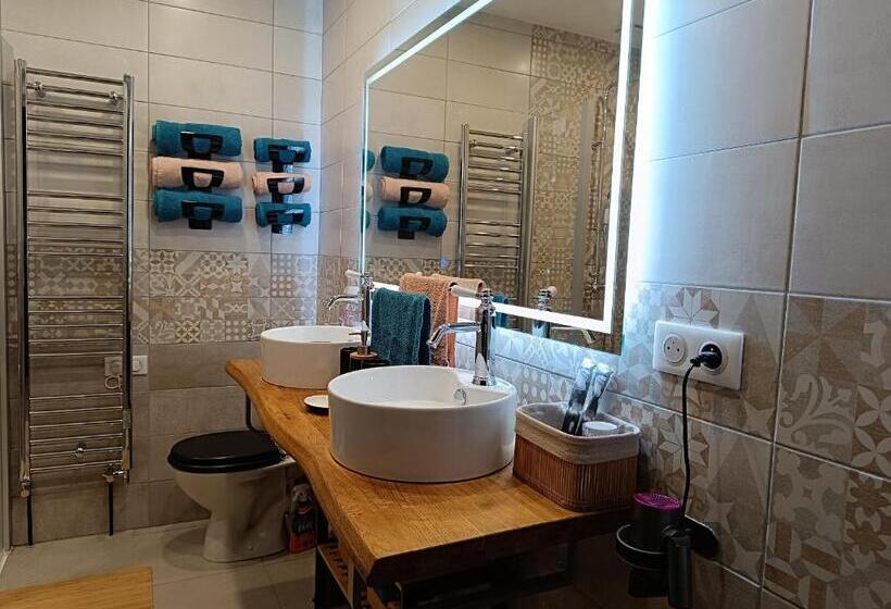 Семейный Номер Вид на Сад, La Fontaine Du Mas