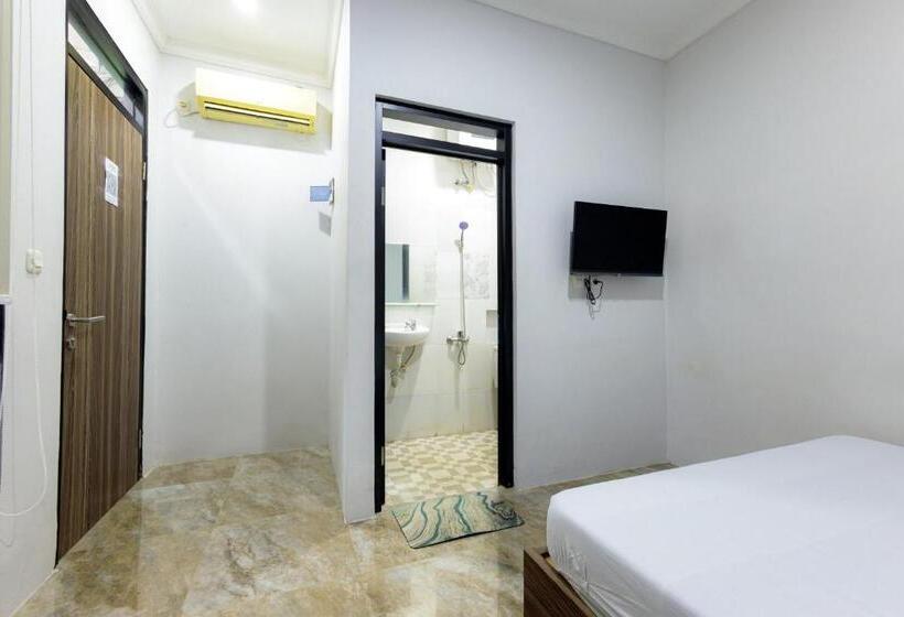 Номер Deluxe, D Twinz House Syariah Redpartner