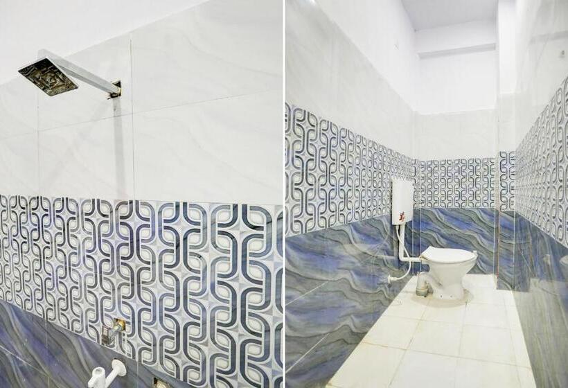 Трехместный Номер Классика, Oyo Flagship Hotel Bhagirathi