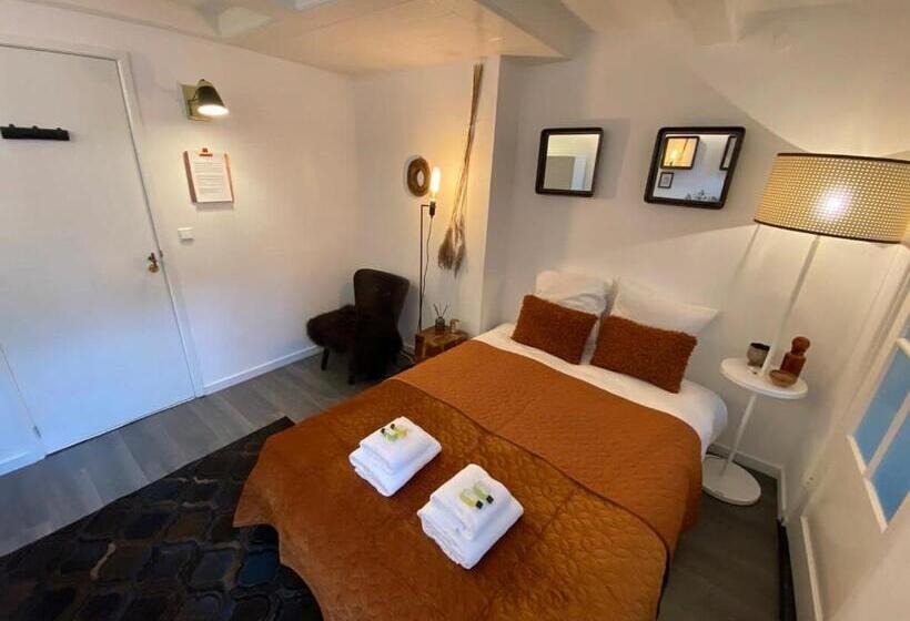 آپارتمان 1 خوابه, Cozy Studio In The Heart Of Amsterdam