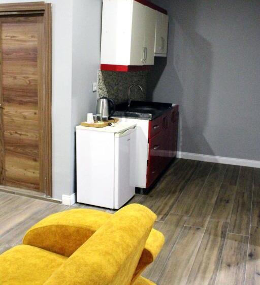 اتاق لوکس خانوادگی, Avist Hotel Avcılar