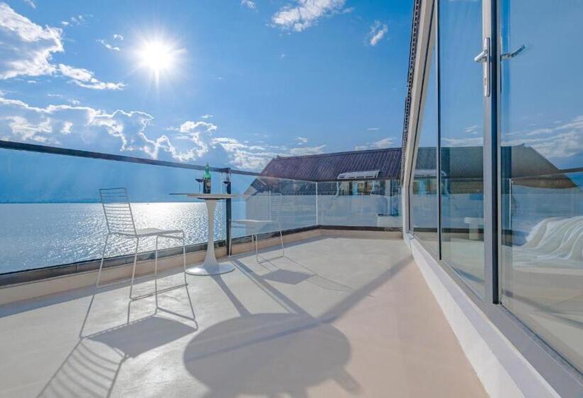 Люкс Повышенной Комфортности, Dali Oriental Seaview Hotel  Dali Erhai