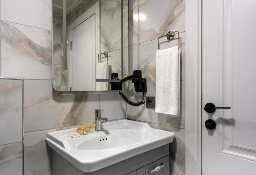 Семейный Номер, Rubby Hotel Kadıköy