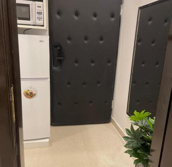 Apartamento 1 Dormitório, شقة غرفة وصالة دخول ذاتي ضمن فيلا سكنية حي الرمال