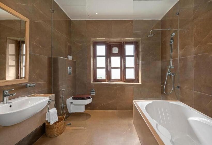 스위트, Brij Anayra Dharamshala   A Himalayan Luxury Retreat