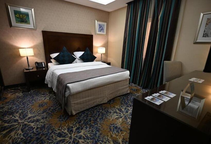 اتاق سوپریور با تخت بزرگ, Merkure Jeddah Al Hamraa