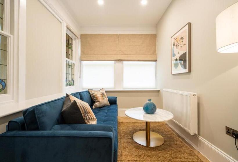 Family Suite, Old Abbey House