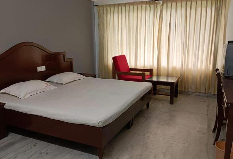 Номер Стандарт, Liwa Tower Hotel & Business Center