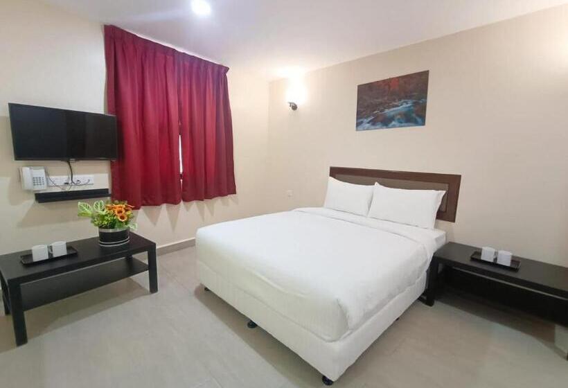 Family Suite, Capital O 90897 Island City
