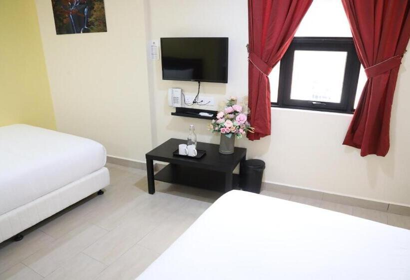 Family Suite, Capital O 90897 Island City