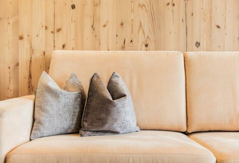 إستوديو قياسى, S'hoamatl Dorfkrug Appartements