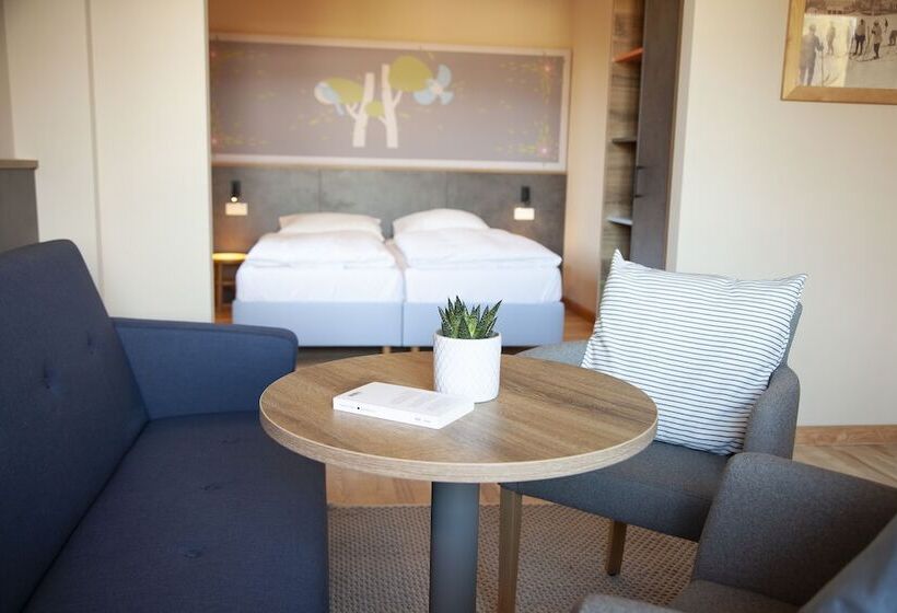 Номер Стандарт Трехместный, Jufa Hotel Mariazell