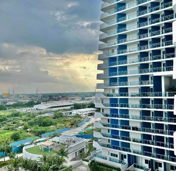 스탠다드 발코니 스튜디오, Azure North Bali Tower Unit 1014