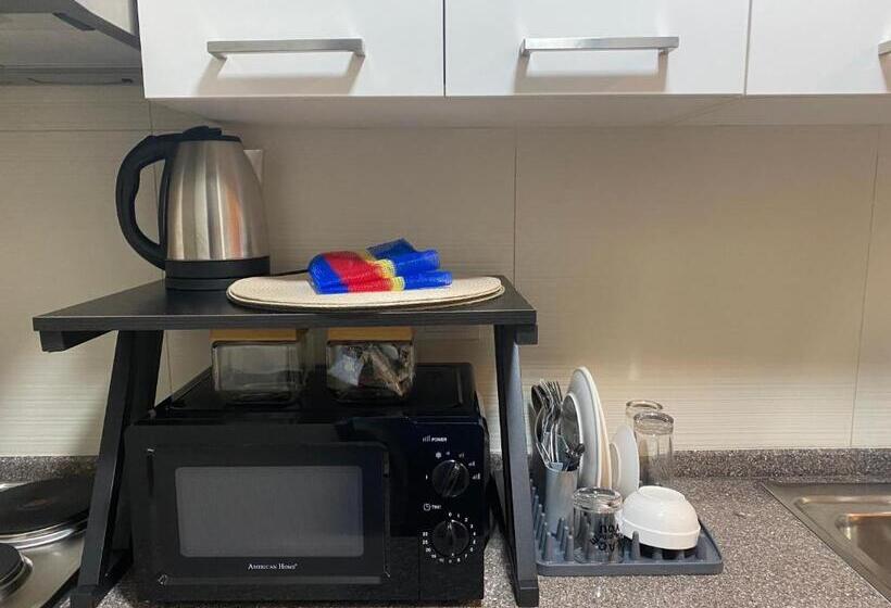 スタンダードスタジオ, Cozy Fully Furnished Qc Studio With Skyline View