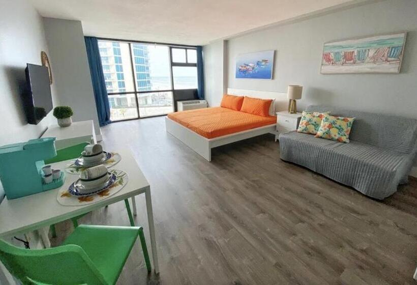 Студия Deluxe, Ocean Side Inn Studios