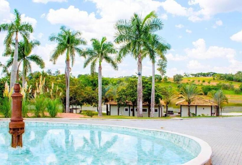 스탠다드 방갈로 정원 전망, Resort Das Oliveiras