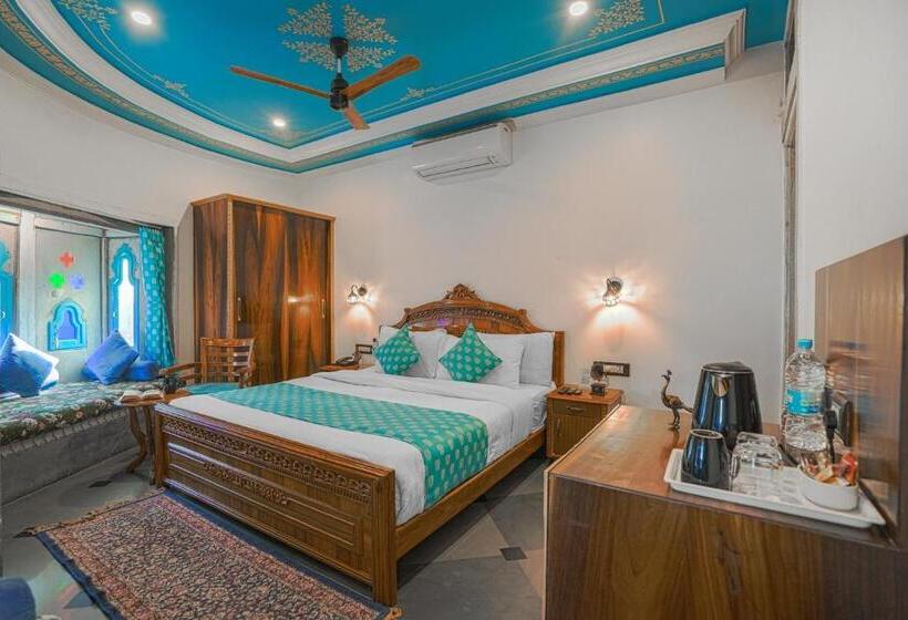 带大床的复式套间, Aaj Haveli   Lake Facing Boutique Hotel By Levelup Hotels