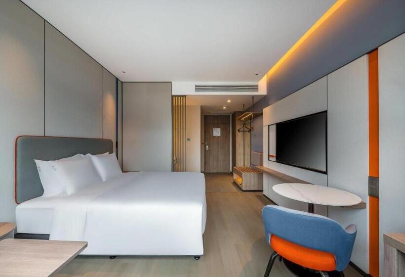 Стандартный Номер Кровать Кинг, Holiday Inn Express Jiangmen East Station, An Ihg