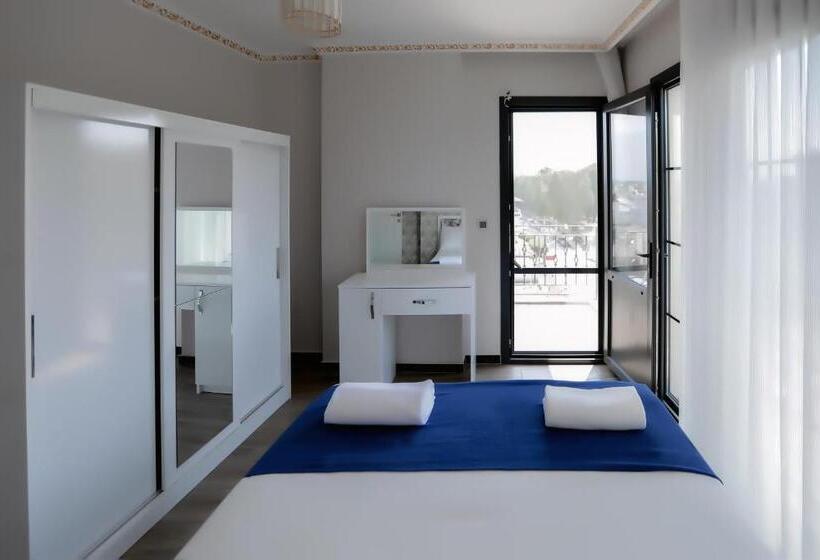 バルコニー付スイート, Elada Luxury Otel