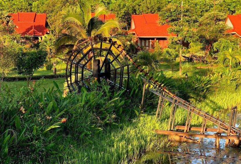 بانگلوی لوکس, Phum Khmer Resort