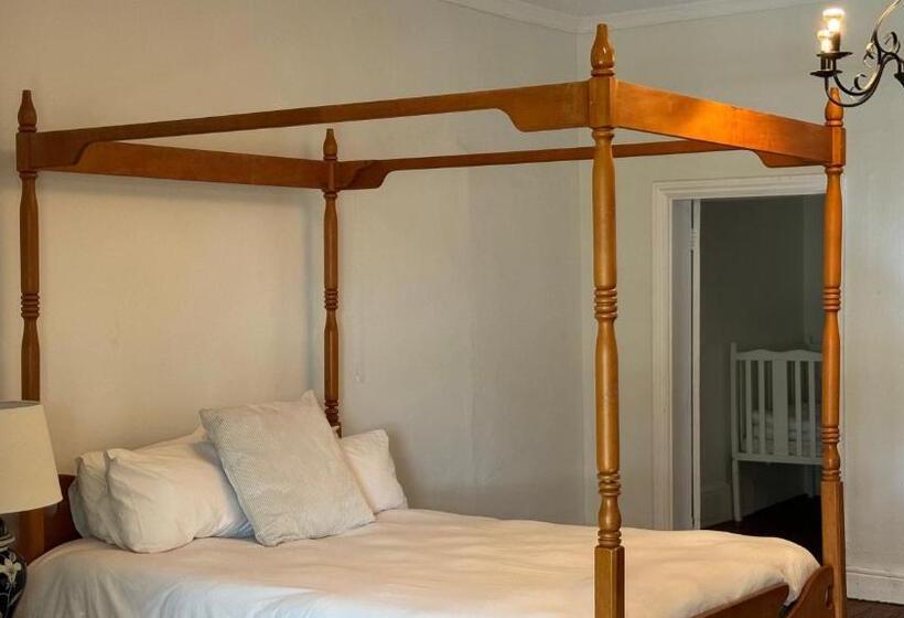 Номер Стандарт, Summerhill Inn
