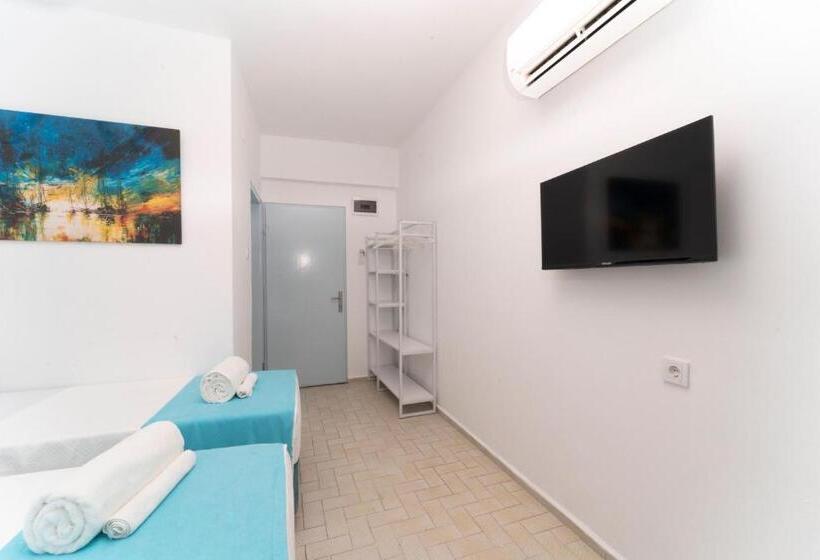 اتاق لوکس چهار تخته, Kemer Royal Beach