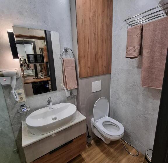 Economy Room, Badem Garden