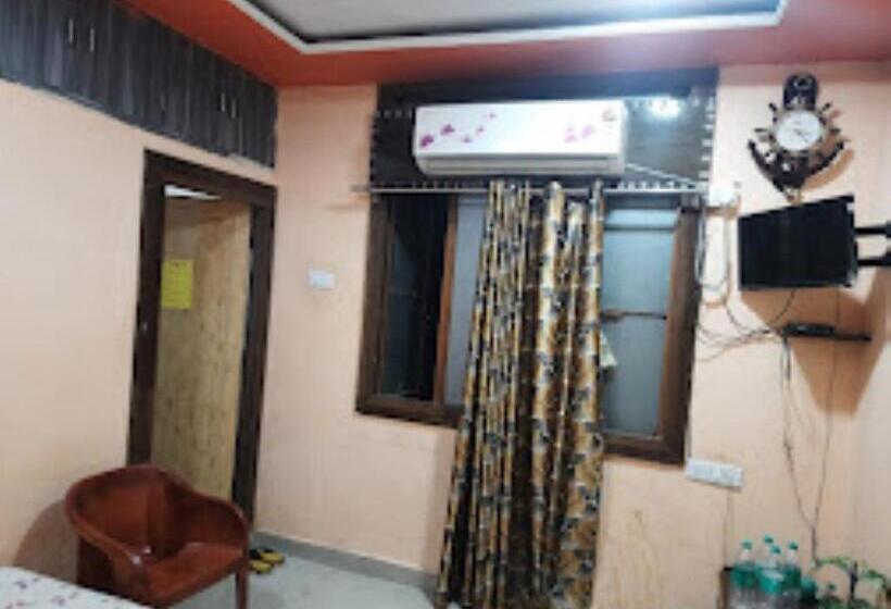 اتاق استاندارد یک نفره, Thakur Jii Bhopal