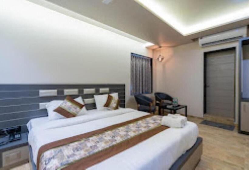 豪华房间, Goldstar,rajkot