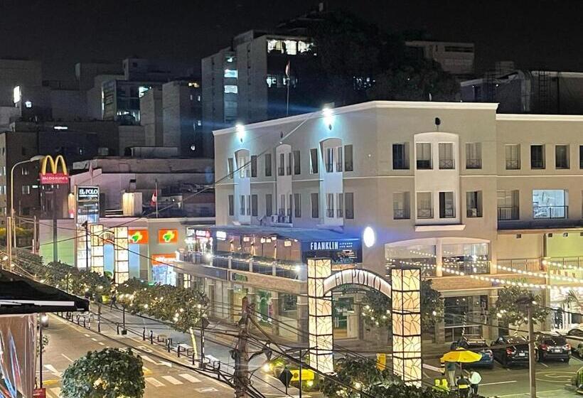 آپارتمان 1 خوابه همکف, Monterrico Polo Aparts   Cerca A La Embajada De Usa