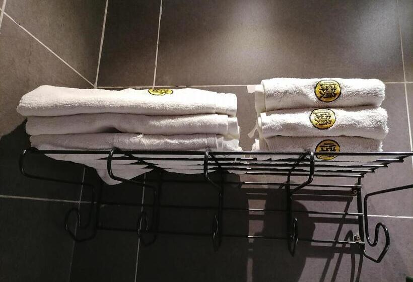 Номер Дюплекс, Lazzy Inn