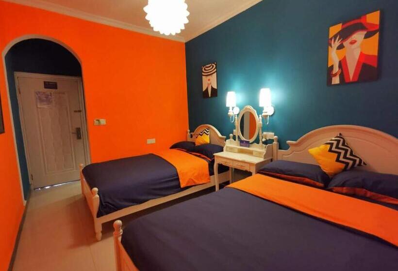 Номер Стандарт, Lazzy Inn