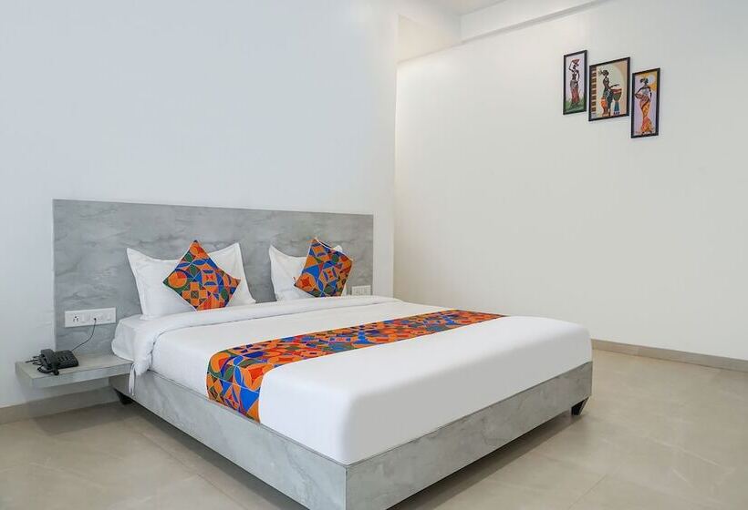 Номер Deluxe, Fabhotel Irra Executive