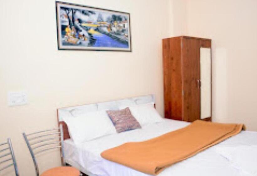 标准间, Nanashri Guest House & Restaurants Pimpalgaon