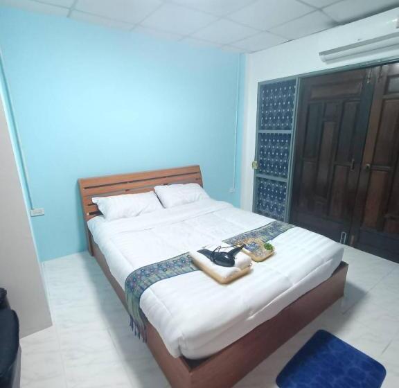 Номер Стандарт, Phurida Hostel Chiangrai