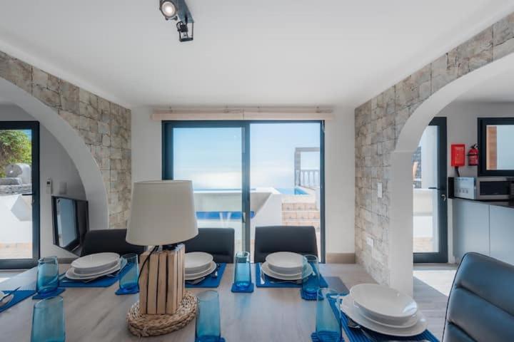 Семейный Номер, Superb Sea View