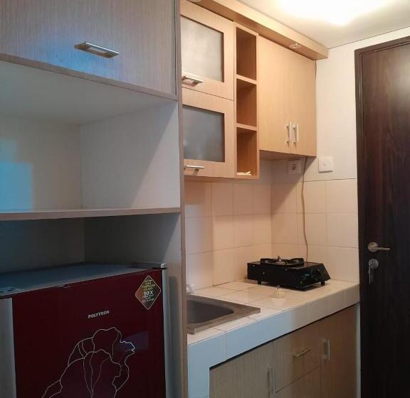 استودیو استاندارد با بالکن, Day Use Inn At Serpong Green View Apartment Bsd