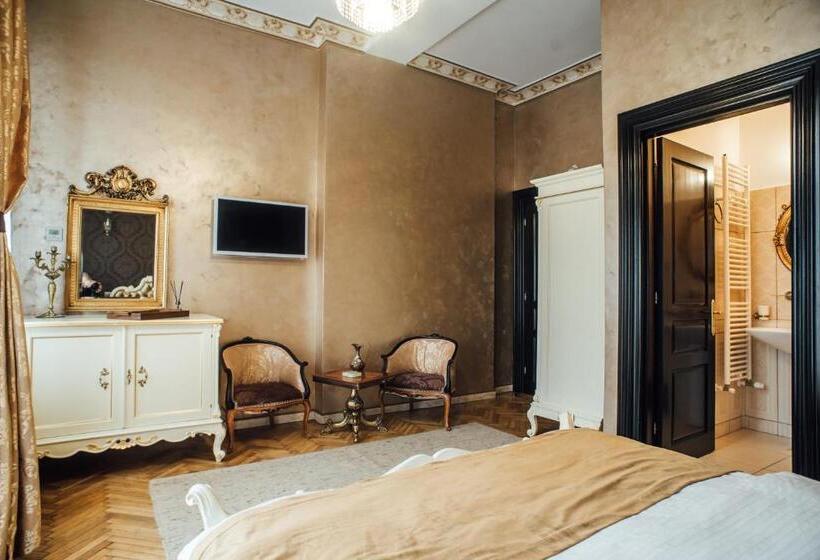 اتاق لوکس, Veritas Boutique Vila